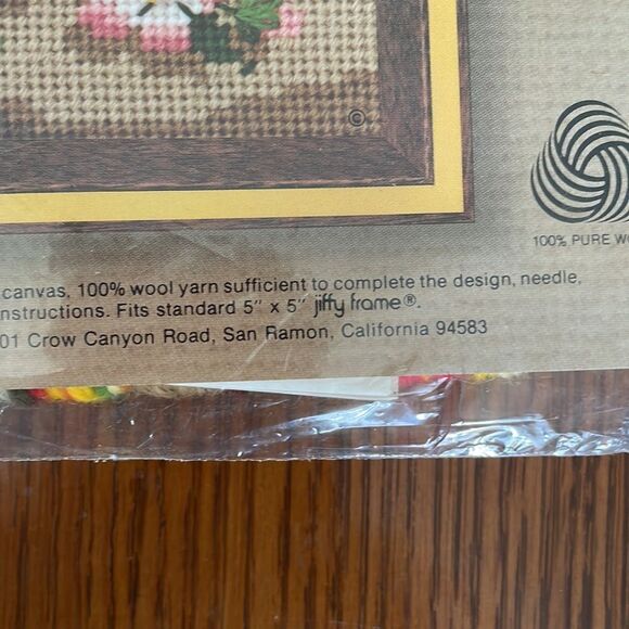 Vtg 1979 new in packaging Jiffy Needlepoint “Apples and Blossoms” kit - Picture 6 of 6